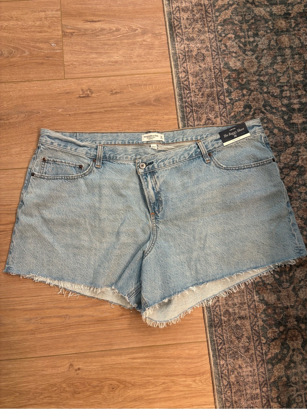 Abercrombie & Fitch Curve Love Jean Shorts